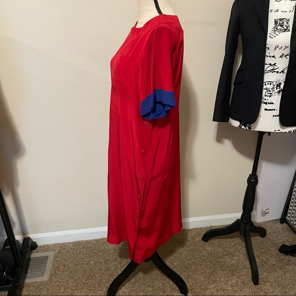 Vintage 80’s Liz Claiborne silk red dress color block sleeves midi front pocket - Picture 2 of 9